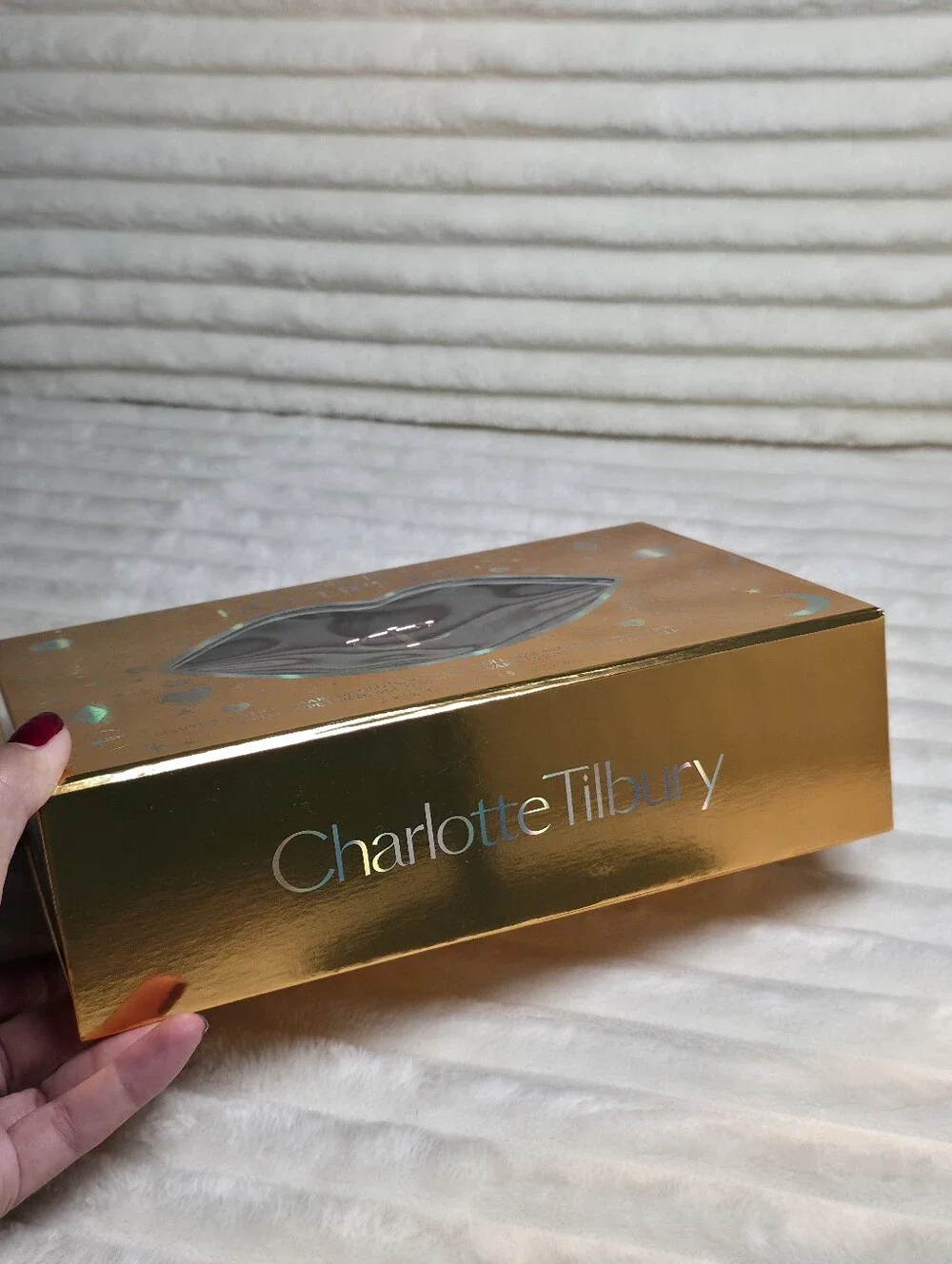 New Charlotte Tilbury Hot Lips Makeup Bag & Lip Kit, Holiday Set, Pillow Talk